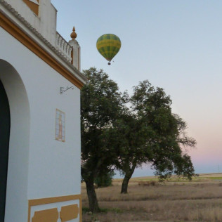 Vuelo en Globo con Desayuno y Cava (Sevilla / Huelva)