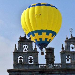 Vuelo en Globo por Valderejo con Almuerzo y Cava (Vizcaya)