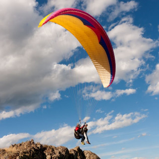 Vuelo en Parapente (Castejón de Sos, Huesca)