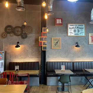 Comida o Cena para dos en Wanderlust Grill&Beer C.C. Plaza Río 2 (Madrid)