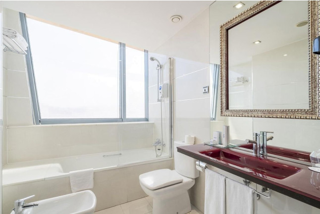 Escapada de 2 Noches con Desayuno en Iberik Santo Domingo Plaza Hotel 4* (Oviedo, Asturias)