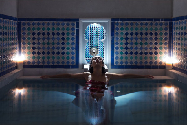 MIMMA 15: Baños Árabes y Masaje de 15 min. para Parejas en Hammam Al Andalus (Málaga)