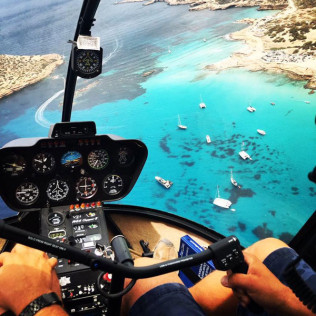 Vuelo Privado en Helicóptero para dos por la Costa Brava (Barcelona)