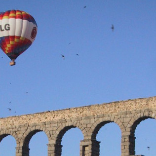 Vuelo en Globo con Cava, Almuerzo, Fotos y Vídeo HD (Segovia)