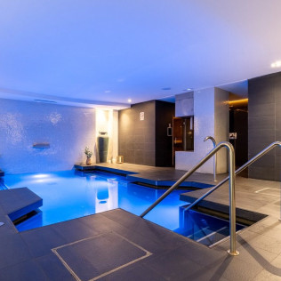 Circuito Spa con Desayuno y Masaje en Serena SPA @ Grums Hotel 4* (Barcelona)