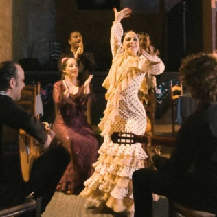 Espectáculo Flamenco con Tapas, Menú Puro Arte o Consumición en Tablao Flamenco Puro Arte (Jerez de la Frontera, Cádiz)