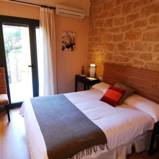 Escapada al Vilosell Wine Hotel con visita al Celler Tomàs Cusiné (Lleida)