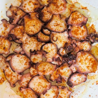 Menú para dos en Restaurante Abrasador Mesón La Ronda (Carcabuey, Córdoba)