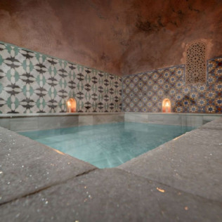 MIMMA30: Baño Árabe y  Masaje Relajante de 30 min. en Hammam Al Andalus (Granada)