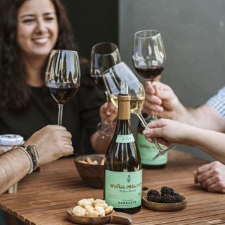 Visita a Bodega Montecillo con Taller de Barricas, Cata de Vinos Premium y Museo (Navarrete, La Rioja)