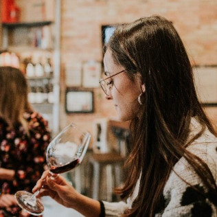 Visita a Bodega Arizcuren con Cata de Vinos y Aperitivo (Logroño, La Rioja)