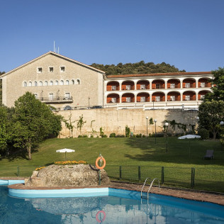 Escapada con Desayuno para dos personas en Parador de Vic-Sau (Barcelona)