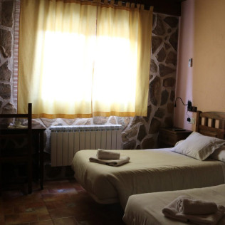 Escapada en Casa Rural Vallecasar (Los Navalucillos, Toledo)