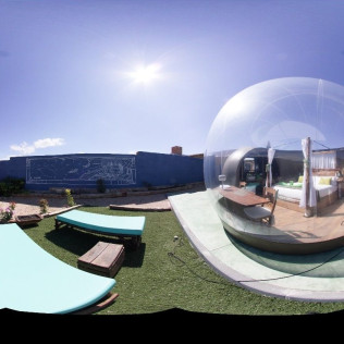 Escapada con Jacuzzi y Desayuno en una Suite Burbuja Privada de Cosmoveros (Muñoveros, Segovia)