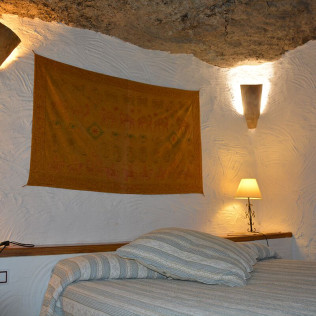 Escapada de 1 o 2 Noches con Desayuno en Casas Rurales - Casas Cueva El Mirador de Galera (Galera, Granada)