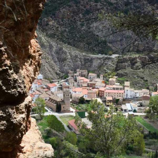 Escapada Rural con Cena en Hostería la Barbacana (Tramacastiel, Teruel)