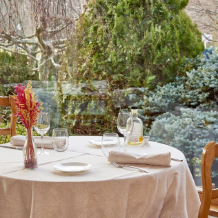 Cena para dos en Hotel Grèvol Spa 4* (Llanars, Girona)