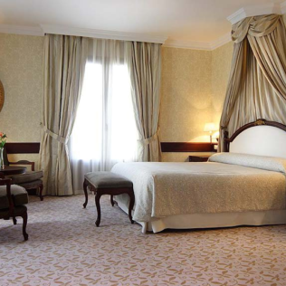 Escapada de 2 Noches con Desayuno en Hotel Cándido 4* (Segovia)