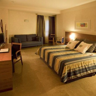 Escapada con Desayuno y Cava en Hotel Sercotel Palacio de Tudemir 4* (Orihuela, Alicante)