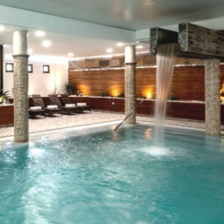 Circuito Spa, Masaje Relajante y Desayuno en Hotel Hospes Palacio de Arenales & Spa 5* (Cáceres)