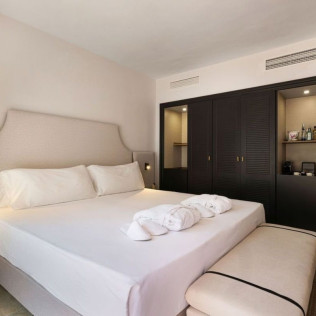 Escapada con Cena en Inmood San Roque 4* (San Roque, Cádiz) - D-J