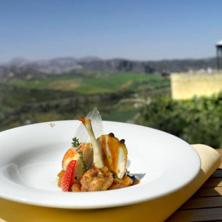 Mesa para dos: Comida o Cena para dos personas en Parador de Ronda (Málaga)