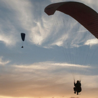 Vuelo en Parapente de 40 minutos y Vídeo (Santa María de Oia, Pontevedra)