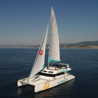 Excursión en Catamarán con Baño y Comida (Málaga)