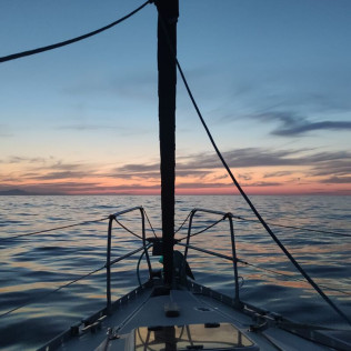 Puesta de Sol en Velero Privado para dos (Getaria, Guipúzcoa)
