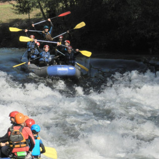 Rafting para dos en el río Ebro (Las Rozas de Valdearroyo, Cantabria)