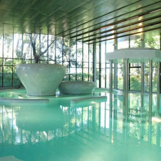 Circuito Spa Aquatonic y Comida o Cena en Hotel Termes de Montbrió 4* (Tarragona)