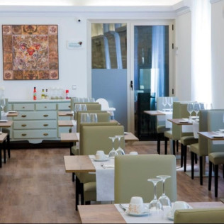 Circuito Spa, Masaje y Comida o Cena en Hotel Balneario El Raposo 4* (Badajoz)