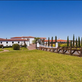 Circuito Spa y Masaje Relajante para dos en Hotel Hospes Palacio de Arenales & Spa 5* (Cáceres)