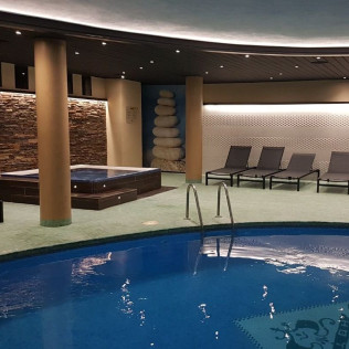 Circuito Spa, Masaje y Desayuno en Hotel Grèvol Spa 4* (Llanars, Girona)