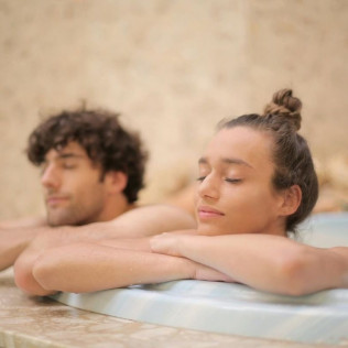 Espacio Bienestar para dos en Siddha Ayur Spa del Hotel Grand Muthu Oura View Beach Club 5* (Portugal)