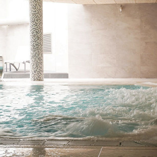 Circuito Spa y Masaje para dos en Hotel Villa Romana 4* (Salou, Tarragona)