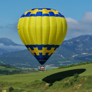 Vuelo en Globo con Almuerzo y Cava (Álava)