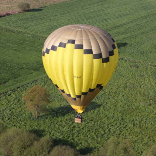 Vuelo en Globo Romántico para dos con Almuerzo y Cava (Vizcaya / Burgos / Álava)