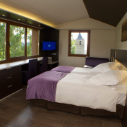 Escapada Romántica con Hotel y Vuelo en Globo por La Cerdanya (Lleida / Girona)